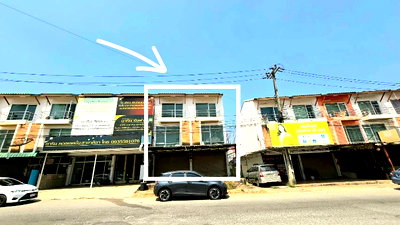 อาคารพาณิชย์ ศิลา ขอนแก่น : ถูกสุดในย่านนี้ อาคารพาณิชย์ 3 ชั้น 2 ห้องติดกัน หน้าหมู่บ้านเอื้ออาทรศิลา ขายเพียง 5.45 ล้านเท่านั้น 