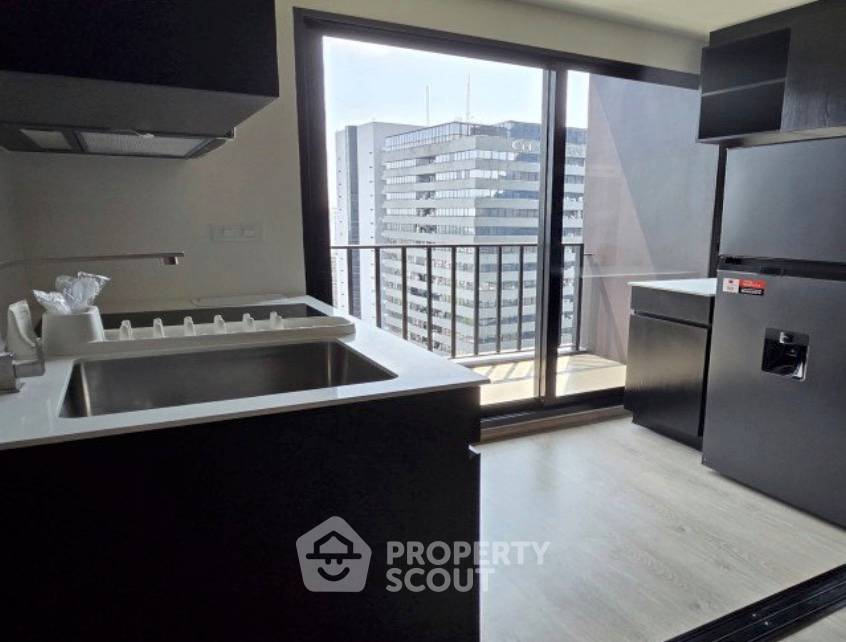 รูป คอนโด 1 ห้องนอน ชั้น 32 Nue District R9 ใกล้ MRT พระราม 9 ระยะ 200 ม. (ID 2802844) - รูปที่ 2/4