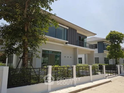 บ้านเดี่ยว 4 ห้องนอน Perfect Place Rattanathibet ใกล้ MRT ไทรม้า (ID 2764858)