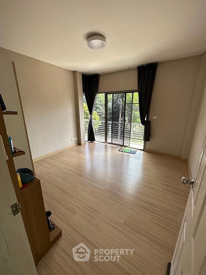 รูป บ้านเดี่ยว 4 ห้องนอน Perfect Place Rattanathibet ใกล้ MRT ไทรม้า (ID 2764858) - รูปที่ 4/8
