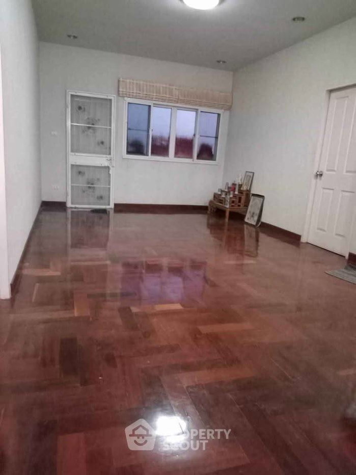 รูป ที่ดินขาย ขนาด 203 ตร.ม. ใน ทวีวัฒนา กรุงเทพ (ID 2806888) - รูปที่ 2/8