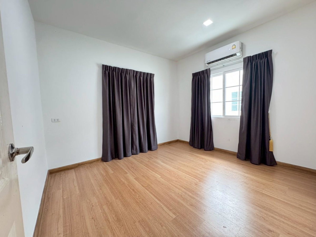 รูป ขายบ้านเดี่ยว Golden Neo บางนา-สวนหลวง | 4 ห้องนอน   - รูปที่ 17/27