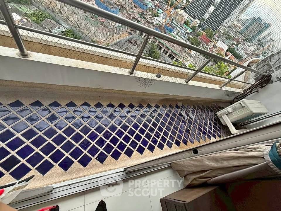 รูป คอนโด 4 ห้องนอน ให้เช่า ไซโชล แมนชั่น ชั้น 20 ใกล้ BTS สะพานตากสิน (ID 2809201) - รูปที่ 22/33