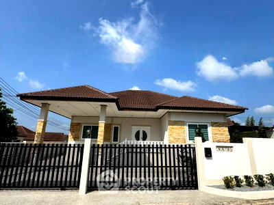 Houses for sale  Yak Jay Market : Pet-Friendly 4-BR Luxury Pool Villa For Sale In Bang Sar6, Sattahip (ID 2807434)