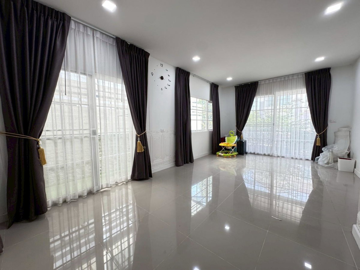 รูป ขายบ้านเดี่ยว Golden Neo บางนา-สวนหลวง | 4 ห้องนอน   - รูปที่ 6/27