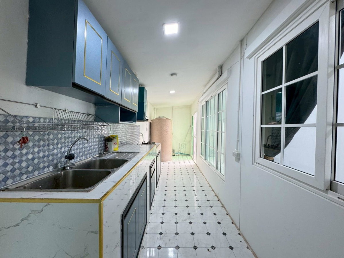 รูป ขายบ้านเดี่ยว Golden Neo บางนา-สวนหลวง | 4 ห้องนอน   - รูปที่ 9/27