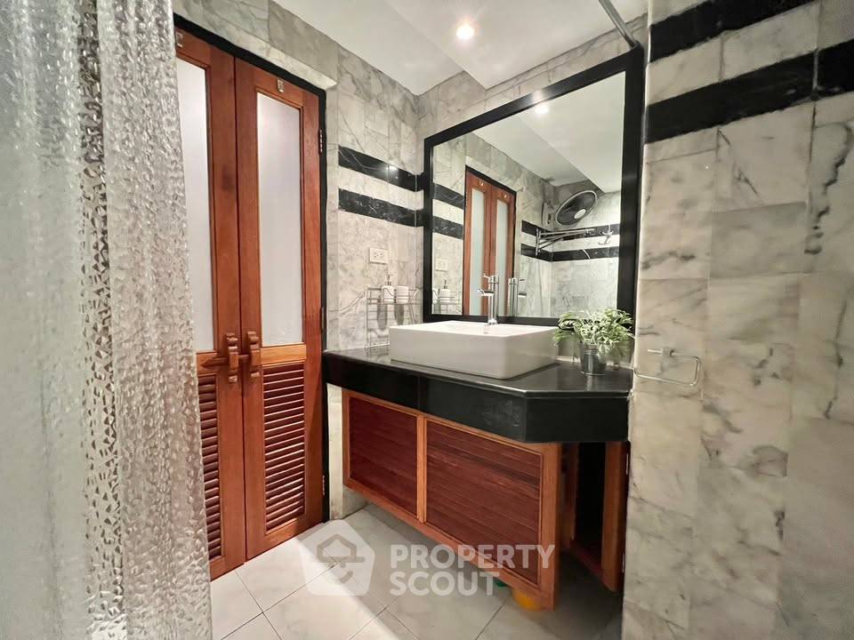 รูป คอนโด 2 ห้องนอน ให้เช่า ที่ Hillside 3 Condominium ใกล้นิมมานเหมินท์ (ID 2810163) - รูปที่ 16/18