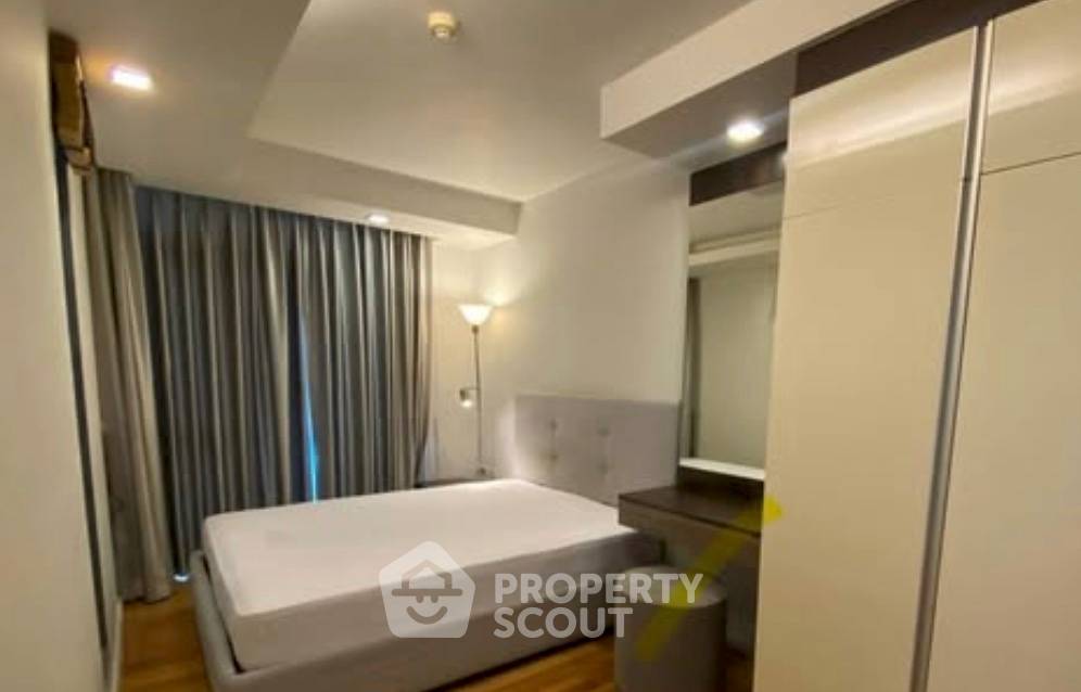 picture One-Bedroom Condo At Focus Ploenchit Near BTS Nana (ID 2810119) - 2/3