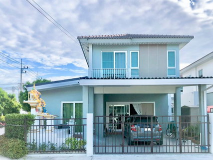 Immaculate condition single house in Supalai Primo project, Bang Saen. Great location.