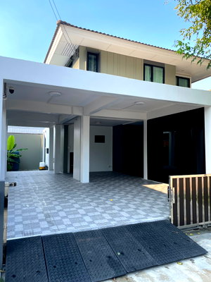 บ้านเดี่ยวให้เช่า : เช่า ขายบ้านเดี่ยว 2 ชั้น หมู่บ้านคณาสิริ วงแหวนลำลูกกา 51 ตร.ว. คลอง 5 ธัญบุรี ใกล้ฟิวเจอร์พาร์ครังสิต 