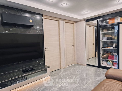 ขายคอนโด 1 ห้องนอน 41 ตร.ม. ในโครงการ Klass Silom ใกล้ BTS ช่องนนสี่ 200 ม. (ID 2809989)