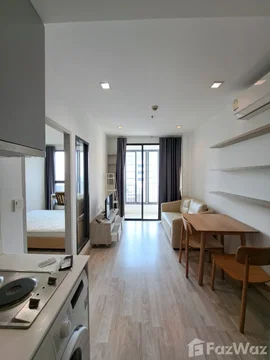 High-Floor 1BR for Sale at Ideo Mobi Sathorn | Steps to BTS 6190897