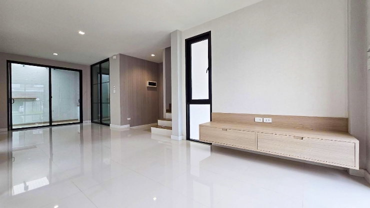 รูป ราคาพิเศษ ฉัตรเพชรมะลิวัลย์ ต่อเติมพร้อมอยู่ เพียง 3.70 ล้าน - รูปที่ 3/20