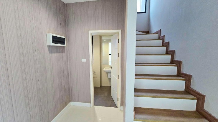 รูป ราคาพิเศษ ฉัตรเพชรมะลิวัลย์ ต่อเติมพร้อมอยู่ เพียง 3.70 ล้าน - รูปที่ 16/20