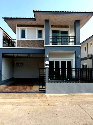 ขายบ้านเดี่ยว : ขายบ้านเดี่ยว หมู่บ้านดิ อารีเต้ พัทยา ทำเลดี ใกล้เมือง บางละมุง ชลบุรี