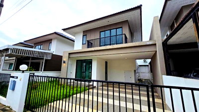 บ้านเดี่ยว วิทยาลัยพยาบาลบรมราชชนนี ขอนแก่น : ราคาพิเศษ ฉัตรเพชรมะลิวัลย์ ต่อเติมพร้อมอยู่ เพียง 3.70 ล้าน