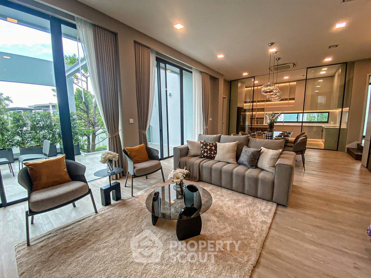 รูป บ้าน 4 ห้องนอน ให้เช่า เฟอร์นิเจอร์ครบ รองรับสัตว์เลี้ยง Vive กรุงเทพ-กรีฑา ใกล้ สถานี สะพานสูง (ID 2810346) - รูปที่ 2/32