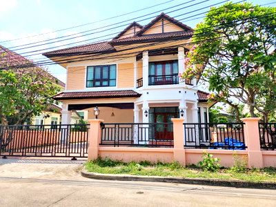 บ้านเดี่ยวให้เช่า : ให้เช่าบ้านเดี่ยว สนามบินน้ำ เส้นเลี่ยงเมืองนนทบุรี ใกล้ Central รัตนา ขนาด 80 ต.ร.ว 