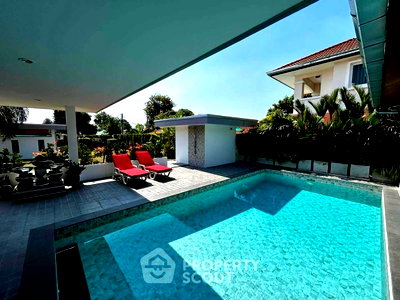 บ้านเดี่ยว พิพิธภัณฑ์ยางพารา  : บ้านเดี่ยว 3 ห้องนอน 180 ตร.ม. รองรับสัตว์เลี้ยง Immaculate Resort Style Home (พัทยาตะวันออก) (ID 2812353)