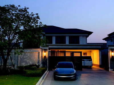 บ้านเดี่ยวให้เช่า : โครงการ ELSE กรุงเทพกรีฑา ที่ดิน 170 ตารางวา | พื้นที่ใช้สอย 425 ตารางเมตร 4 ห้องนอน | 5 ห้องน้ำ