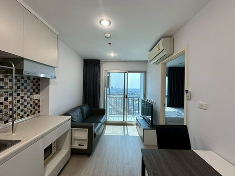 💥💥ขายถูก!! คอนโด Chewathai Phetkasem 27 ขนาด 26.05 ตรม.1Bed ชั้น 25 วิวสระ แต่งครบ เพียง 2.15 ล้านบาท!! สนใจแอดไลน์: @atfirm💥💥