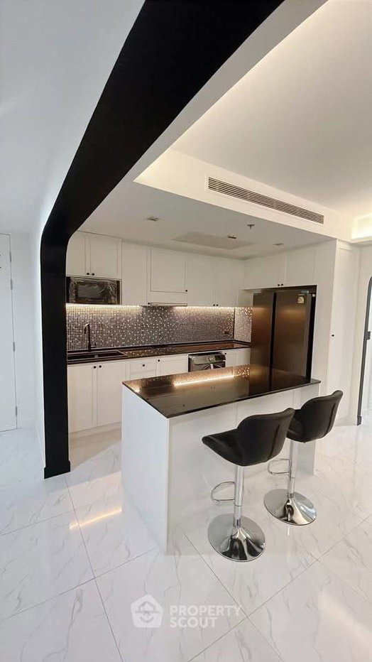 picture Well-Priced 2-BR Condo 78 Sqm, Star View, Near Phra Ram 3 (ID 2814001) - 15/19