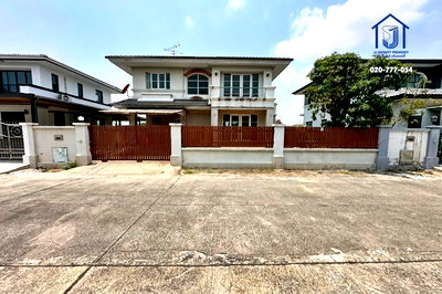 บ้านเดี่ยว วี มาร์เก็ต ลาดกระบัง : ขายบ้านเดี่ยว 2 ชั้น หมู่บ้านชัยพฤกษ์ 1 ซอยคุ้มเกล้า 7 ถนนสุวินทวงค์ ใกล้ทางด่วนมอเตอร์เวย์ กรุงเทพฯ-ชลบุรี