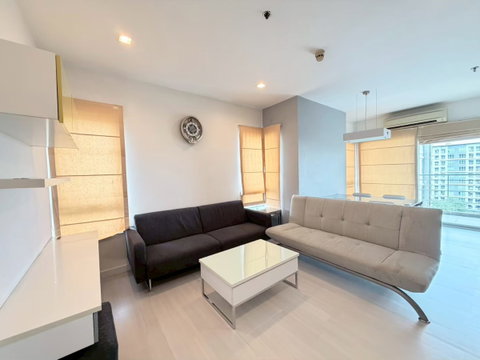 ให้เช่า 20,000 บาท/เดือน 💥 คอนโด เดอะรูม รัชดา-ลาดพร้าว 🏡