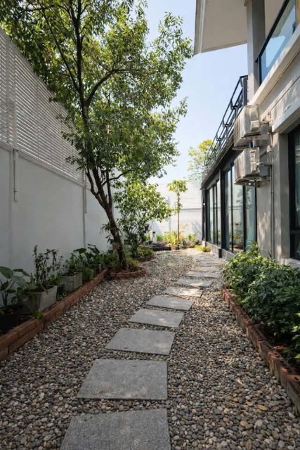picture Prinn Sathorn             -Ratchaphruek - 11/14