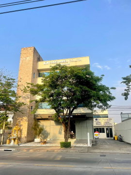 🏢✨ #ให้เช่าอาคารพาณิชย์เฉพาะชั้น3 ถนนนาคนิวาศ ลาดพร้าว 71 พื้นที่ใช้สอย 240 ตร.ม. พื้นที่กว้าง โปร่ง สามารถปรับเป็นออฟฟิศ สำนักงานบริษัทได้