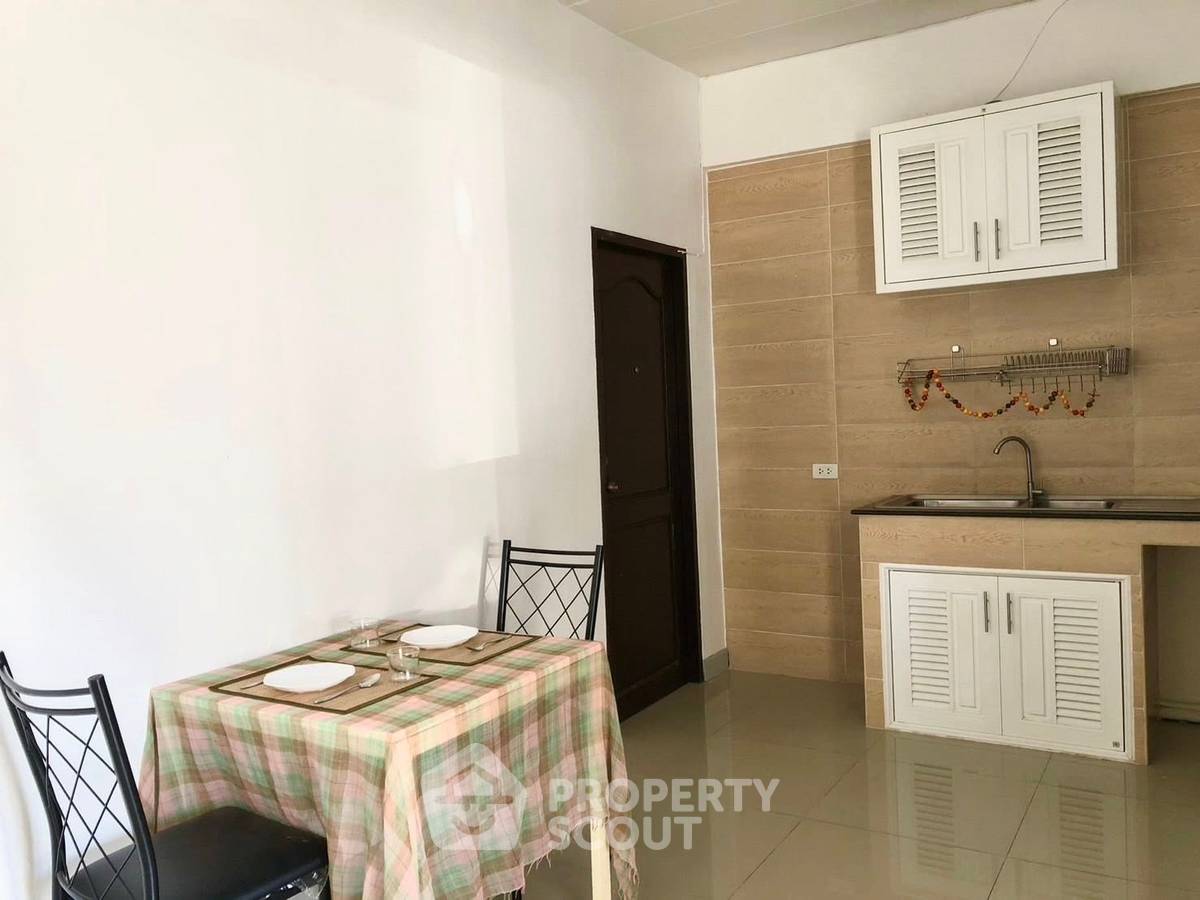 รูป บ้าน 9 ห้องนอน ขาย ในบางแสน แสนสุข เมืองชลบุรี 380 ตร.ม. (ID 2811386) - รูปที่ 3/5