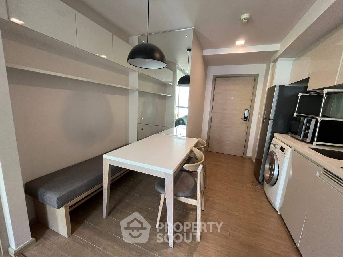 picture Well-Priced 1-BR Condo, LIV @ 49, 4th Floor, Near BTS Thong Lor (ID 654016) - 7/12