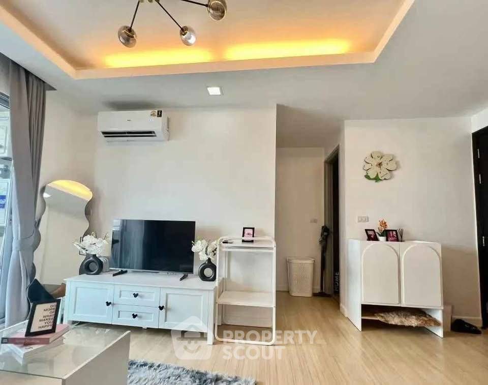 รูป คอนโด 1 ห้องนอน ชั้น 16 โครงการ Thru Thonglor ย่านบางกะปิ (ID 2813979) - รูปที่ 7/10