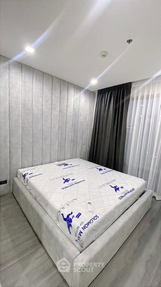 picture Well-Priced 2-BR Condo 78 Sqm, Star View, Near Phra Ram 3 (ID 2814001) - 3/19