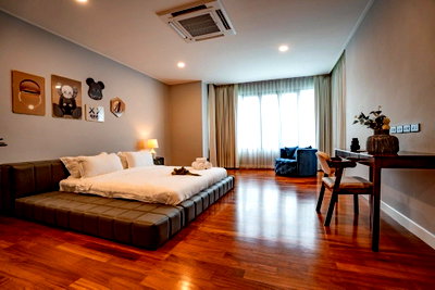 เช่าบ้านเดี่ยว ถนนเพชรบุรี กรุงเทพฯ : LTH15041 - Luxury House Private Pool for Rent Phrom Phong | Family Living Best Value | Near BTS Phrom Phong | 580,000 THB