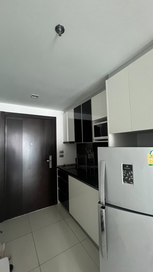 picture Beachfront Condo for Sale (2 Connected Units) – Wong Amat Tower, Pattaya - 3/12