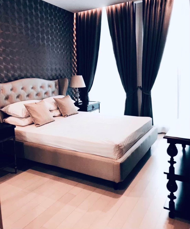 picture Noble                   Ploenchit  - 13/14