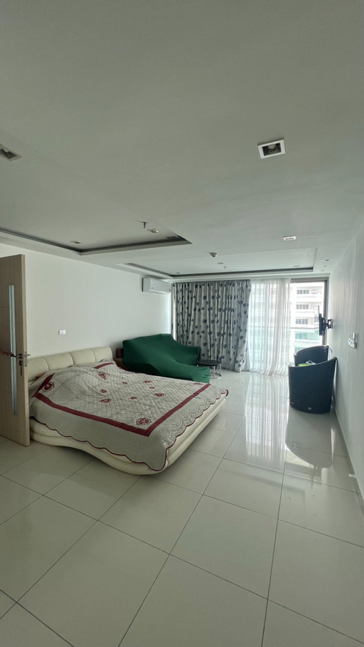 picture Beachfront Condo for Sale (2 Connected Units) – Wong Amat Tower, Pattaya - 5/12