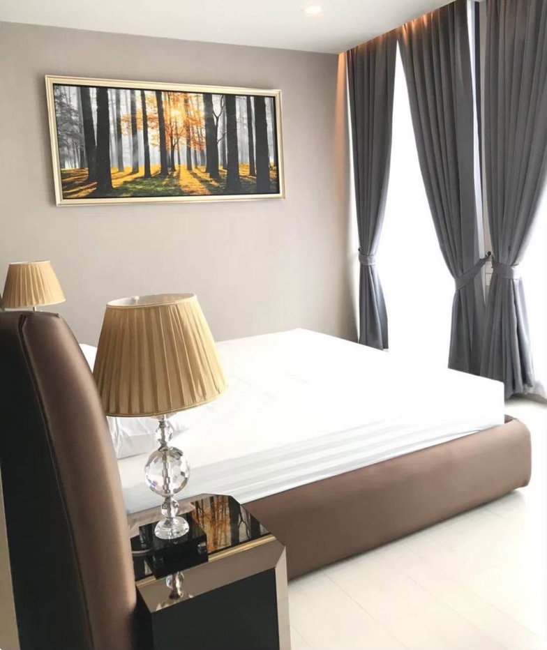 picture Noble                   Ploenchit  - 3/14