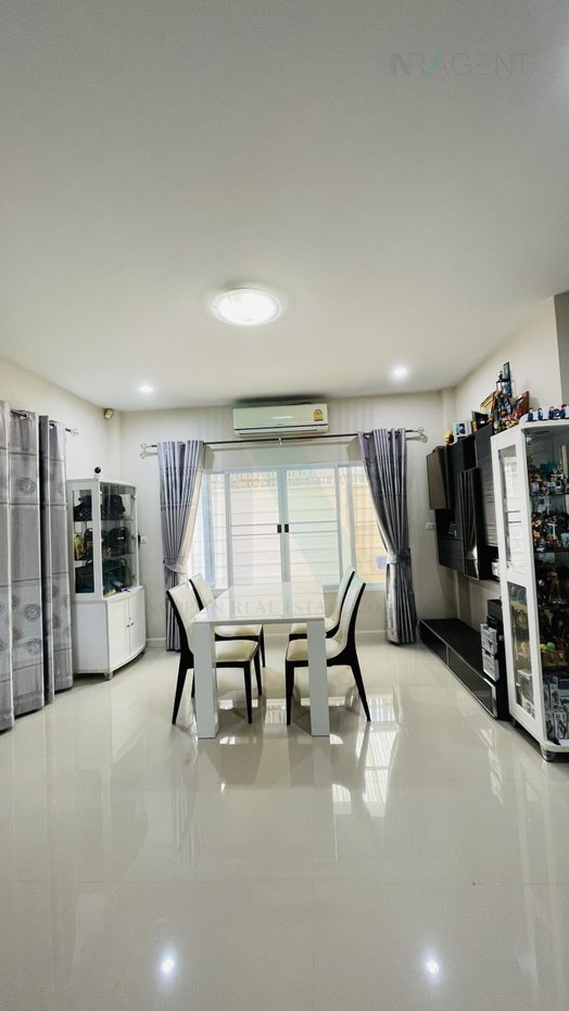 รูป 📌 ขายบ้านเดี่ยว โครงการ เลอ นีโอ ทู วงแหวน-ศรีนครินทร์ 2 ชั้น 4 ห้องนอน 3 ห้องน้ำ - รูปที่ 4/8