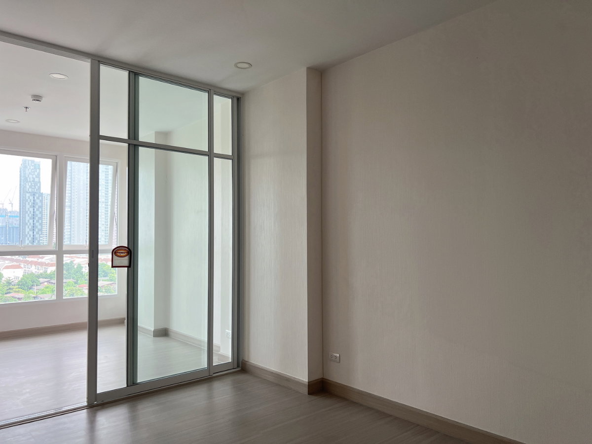 2.45 ล้านบาท 💥 ศุภาลัย ลอฟท์ สาธร-ราชพฤกษ์ 📞 065-9242478 