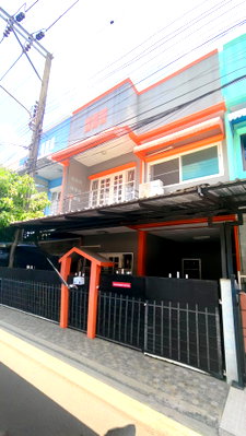 ทาวน์โฮม ถนนสายไหม : 🏡✨ ขายทาวน์เฮ้าส์ 2 ชั้น ทำเลดี สายไหม ใกล้ Big C  📍 หมู่บ้าน ณัฐกานต์ สายไหม 64