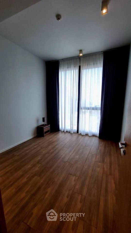 รูป คอนโด 2 ห้องนอน ชั้น 28 The Lofts Silom ใกล้ BTS Surasak (ID 2817356) - รูปที่ 7/16