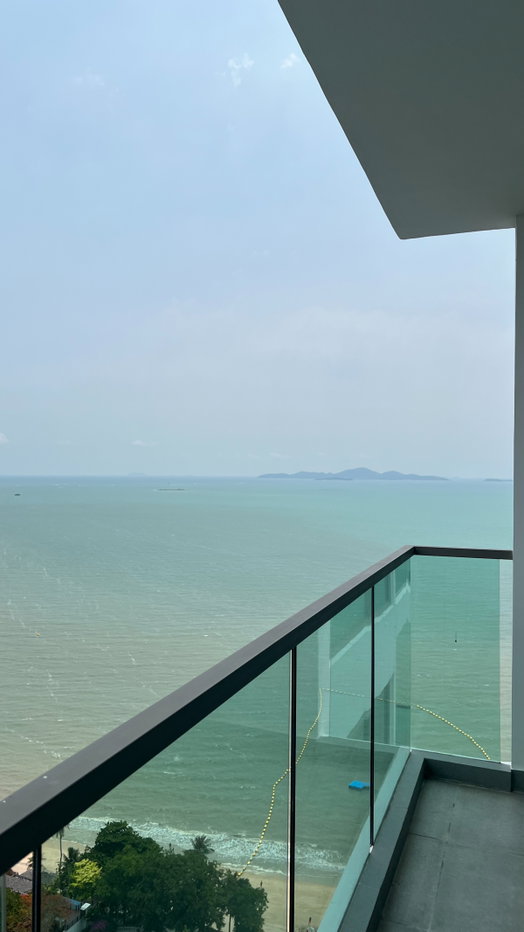 picture Beachfront Condo for Sale (2 Connected Units) – Wong Amat Tower, Pattaya - 2/12