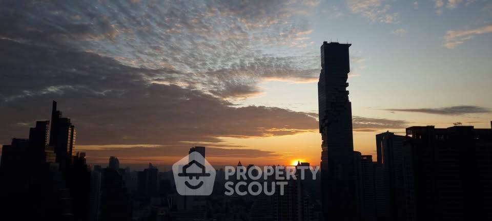 รูป คอนโด 2 ห้องนอน ชั้น 28 The Lofts Silom ใกล้ BTS Surasak (ID 2817356) - รูปที่ 13/16