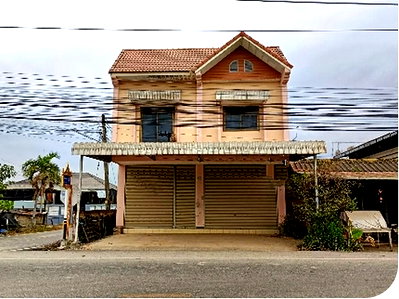 Shophouses for sale Phichai Uttaradit : FOR SALE  COMMERCIAL BUILDING PROPERTY  2956000 BAHT.