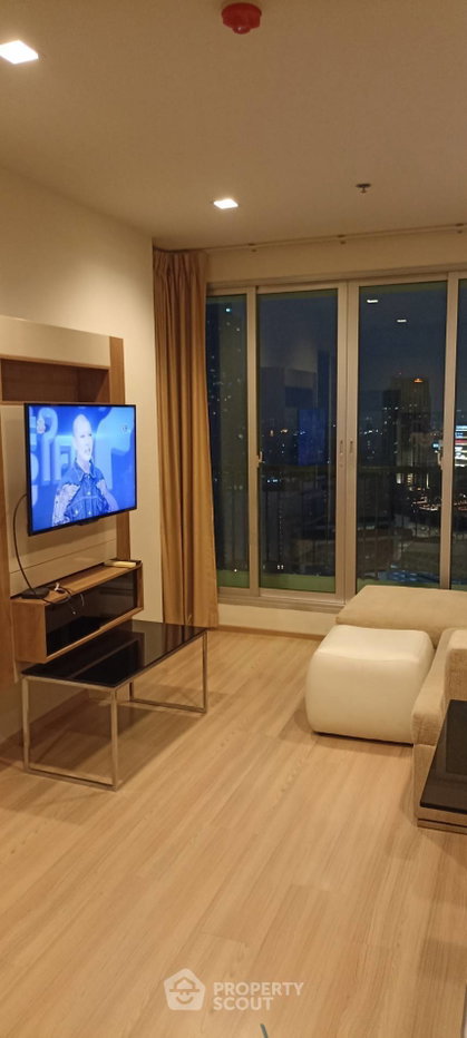 รูป คอนโด 1 ห้องนอน ชั้น 25 ขนาด 38 ตร.ม. ที่ Rhythm Sathorn ใกล้ BTS สะพานตากสิน 300 ม. (ID 2745453) - รูปที่ 2/13