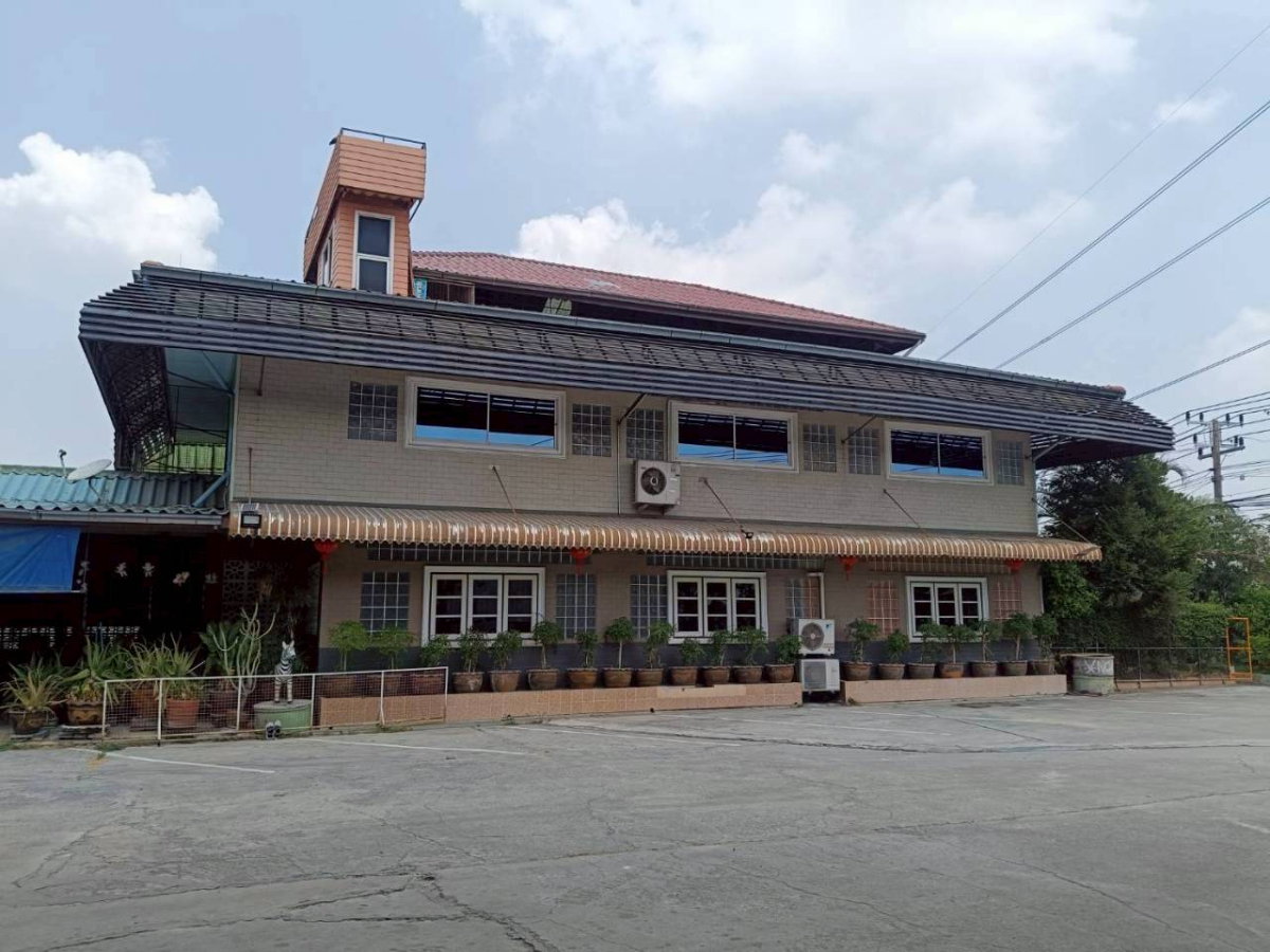 รูป ขายที่ดินพร้อมสิ่งปลูกสร้าง ติดถนนสายเอเชีย(AH 2) ทำเลดี การเดินทางสะดวกสบาย 3 ไร่ 3 งาน 4 ตรว - รูปที่ 2/12
