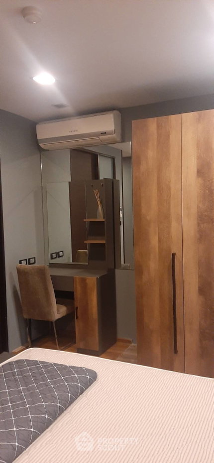 picture 2-BR 70 Sqm Condo At Quad Silom Condominium, 200m To MRT Sam Yan (ID 2606231) - 9/16