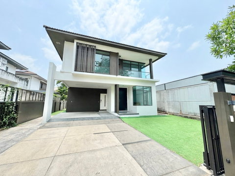 ให้เช่าบ้าน มัณฑนา อ่อนนุช-วงแหวน 4 (Manthana Onnut – Wongwaen 4) ใกล้สวนหลวง ร.9